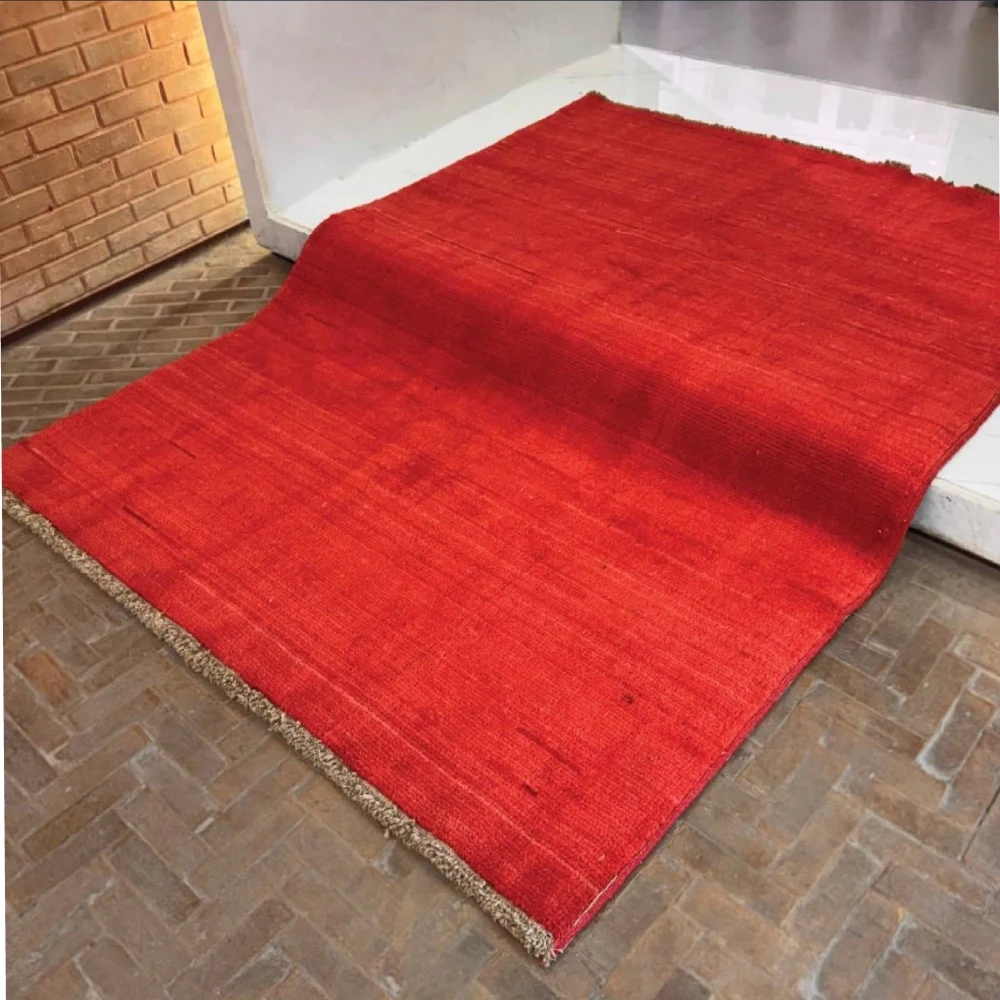 فرش دستباف گبه طرح گبه ساده رنگ لاکی
